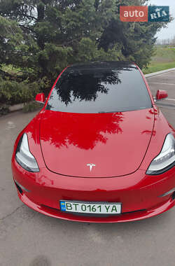Седан Tesla Model 3 2018 в Одесі