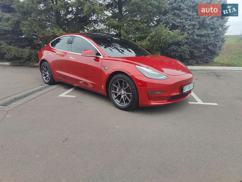 Седан Tesla Model 3 2018 в Одессе фото 67 Седан Tesla Model 3 2018 в Одессе