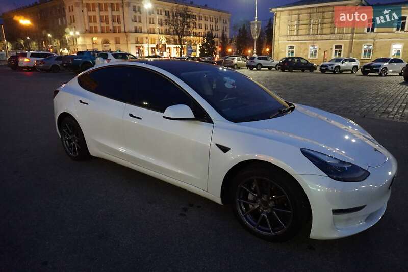 Седан Tesla Model 3 2021 в Харькове фото 4 Седан Tesla Model 3 2021 в Харькове