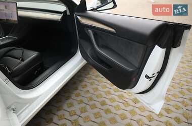 Седан Tesla Model 3 2021 в Харькове