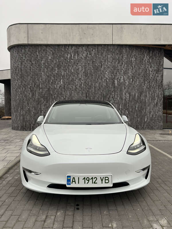 Седан Tesla Model 3 2019 в Киеве фото 2 Седан Tesla Model 3 2019 в Киеве
