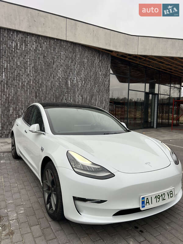 Tesla Model 3 2019 Tesla Model 3 2019