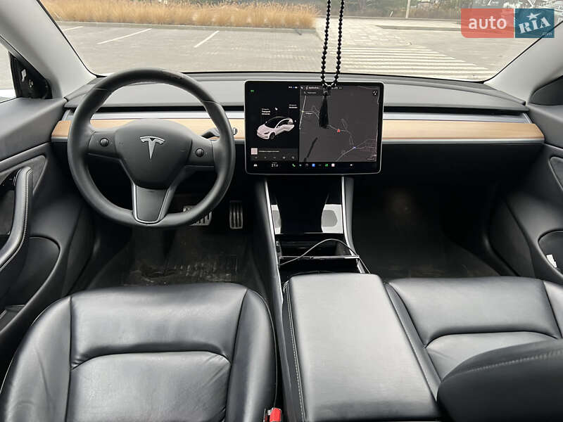 Седан Tesla Model 3 2019 в Киеве фото 11 Седан Tesla Model 3 2019 в Киеве