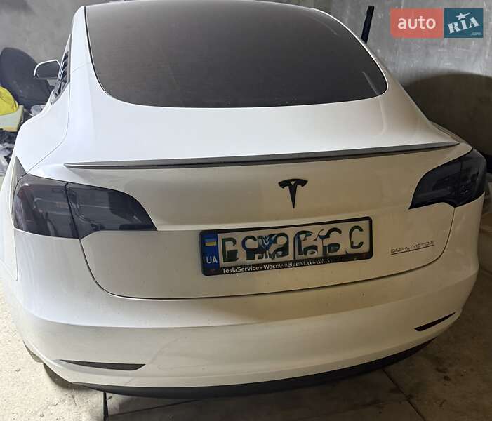 Седан Tesla Model 3 2023 в Львове фото 7 Седан Tesla Model 3 2023 в Львове