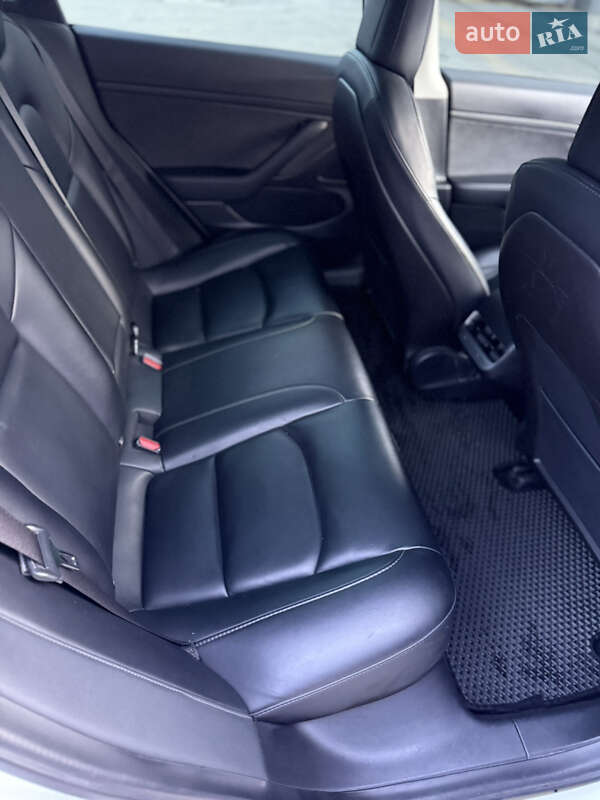 Седан Tesla Model 3 2020 в Запоріжжі фото 10 Седан Tesla Model 3 2020 в Запоріжжі