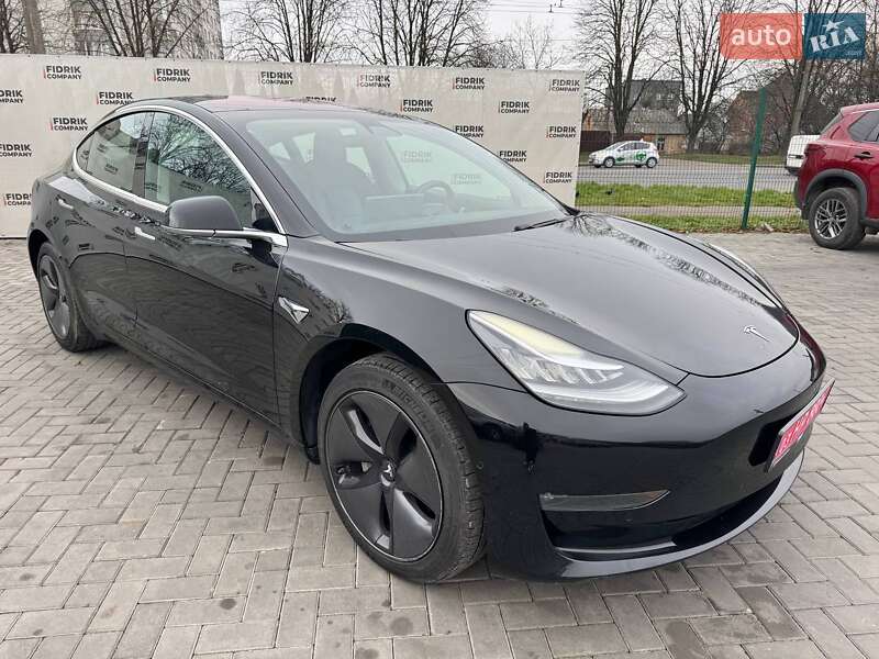 Седан Tesla Model 3 2018 в Луцке фото 3 Седан Tesla Model 3 2018 в Луцке