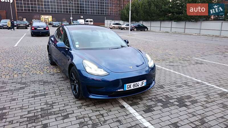 Седан Tesla Model 3 2022 в Луцке фото 5 Седан Tesla Model 3 2022 в Луцке