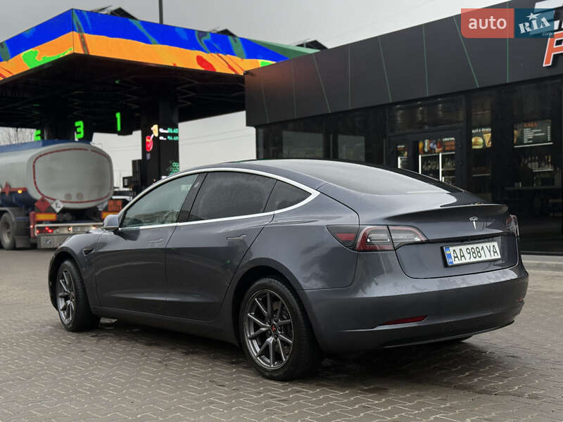 Седан Tesla Model 3 2019 в Киеве фото 3 Седан Tesla Model 3 2019 в Киеве