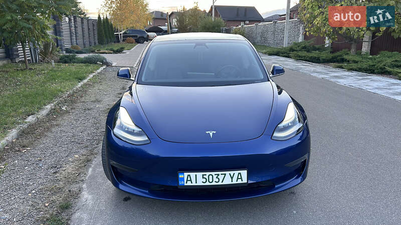 Седан Tesla Model 3 2019 в Киеве фото 5 Седан Tesla Model 3 2019 в Киеве