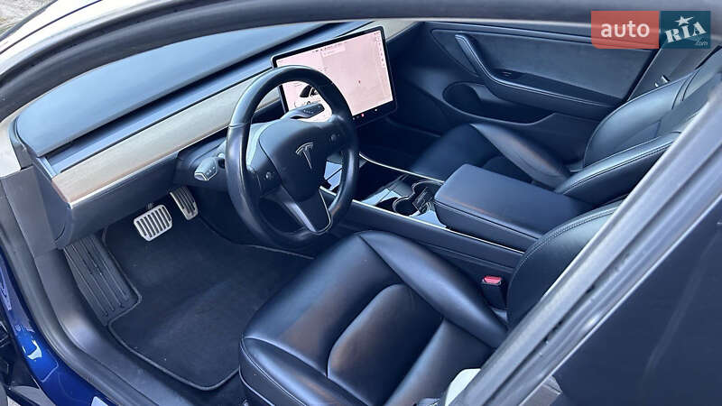 Седан Tesla Model 3 2019 в Киеве фото 19 Седан Tesla Model 3 2019 в Киеве