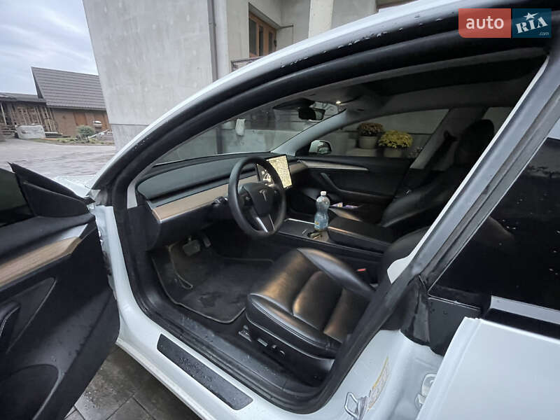 Седан Tesla Model 3 2021 в Луцке фото 11 Седан Tesla Model 3 2021 в Луцке