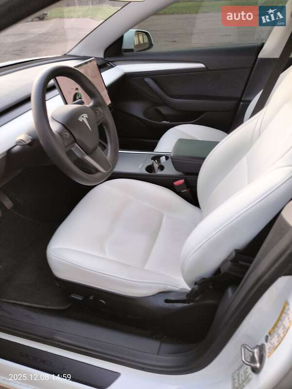 Седан Tesla Model 3 2021 в Тростянце фото 5 Седан Tesla Model 3 2021 в Тростянце