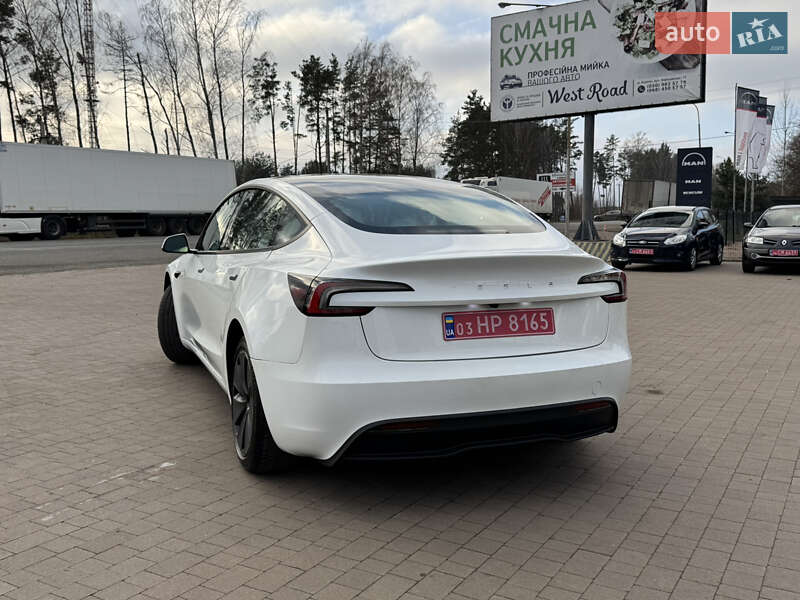 Седан Tesla Model 3 2025 в Луцке