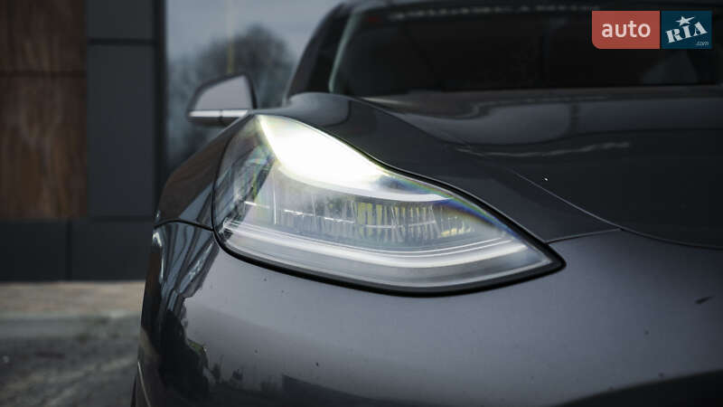 Седан Tesla Model 3 2018 в Киеве фото 6 Седан Tesla Model 3 2018 в Киеве