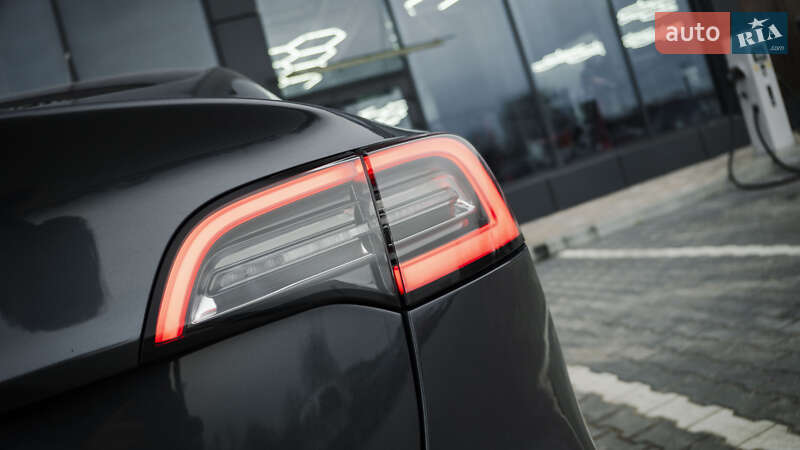 Седан Tesla Model 3 2018 в Киеве фото 20 Седан Tesla Model 3 2018 в Киеве