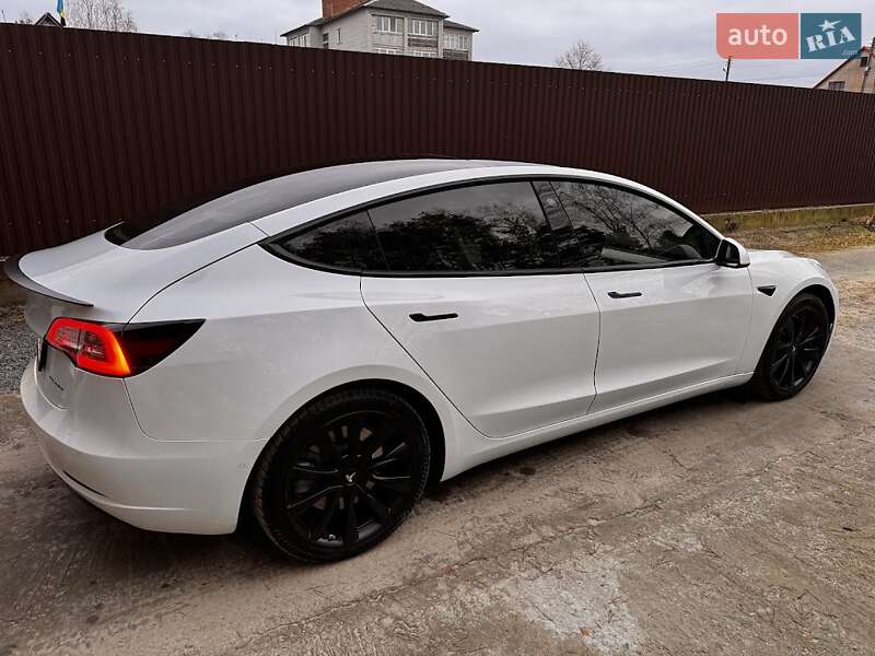 Tesla Model 3 2020 Tesla Model 3 2020