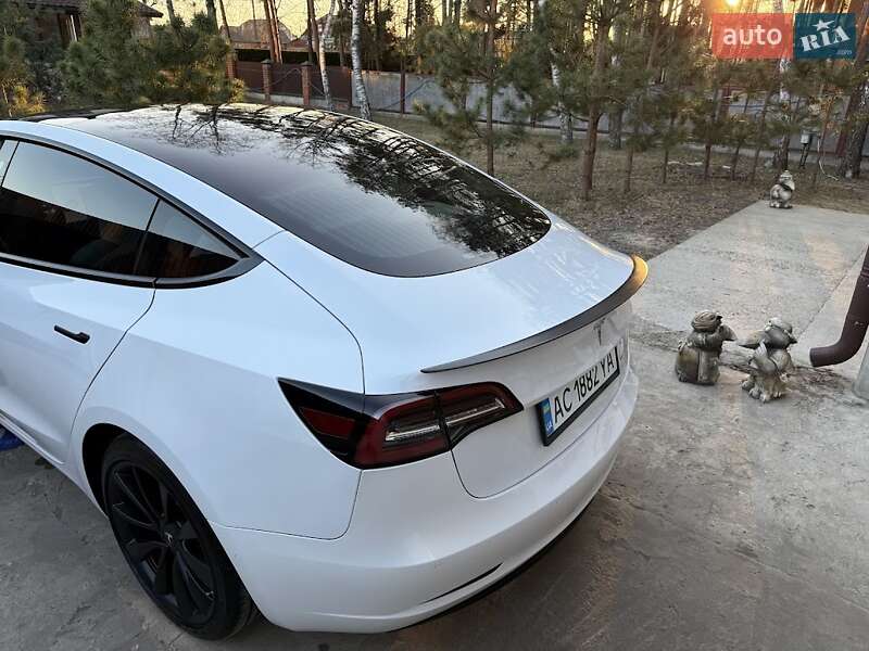 Седан Tesla Model 3 2020 в Ковеле