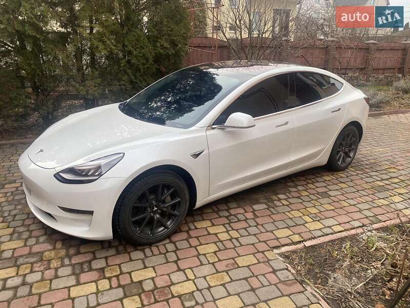 Tesla Model 3 2020 Tesla Model 3 2020