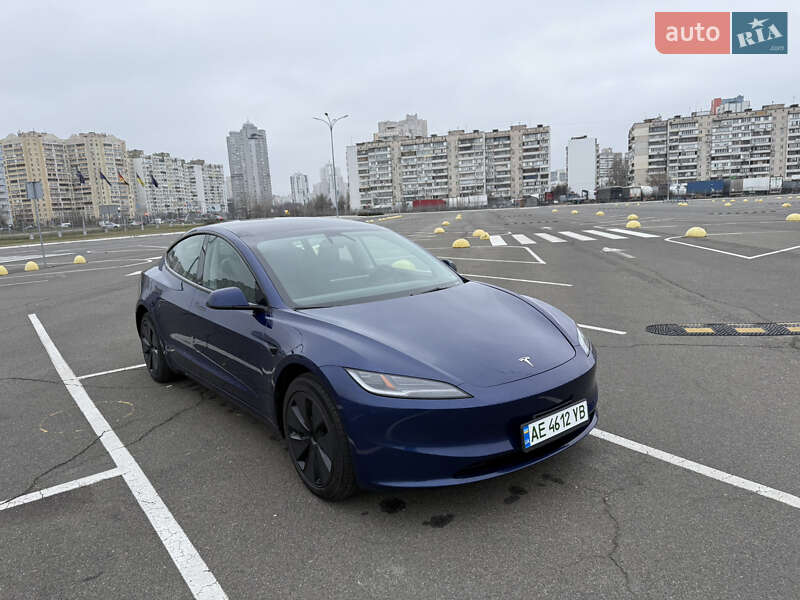 Седан Tesla Model 3 2025 в Киеве фото 2 Седан Tesla Model 3 2025 в Киеве