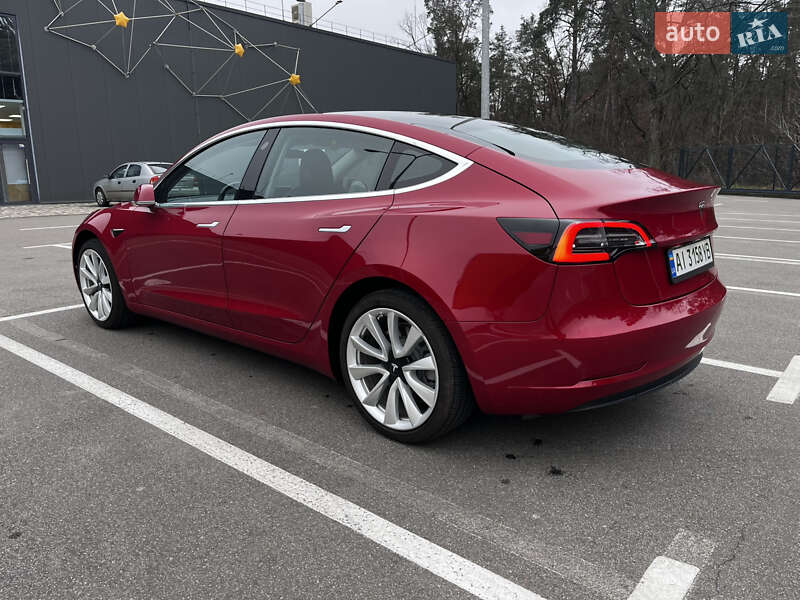 Седан Tesla Model 3 2019 в Киеве фото 7 Седан Tesla Model 3 2019 в Киеве