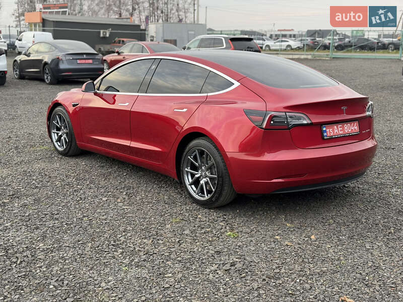 Седан Tesla Model 3 2020 в Луцке фото 10 Седан Tesla Model 3 2020 в Луцке