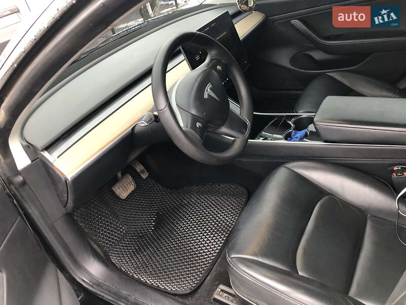 Седан Tesla Model 3 2019 в Харькове