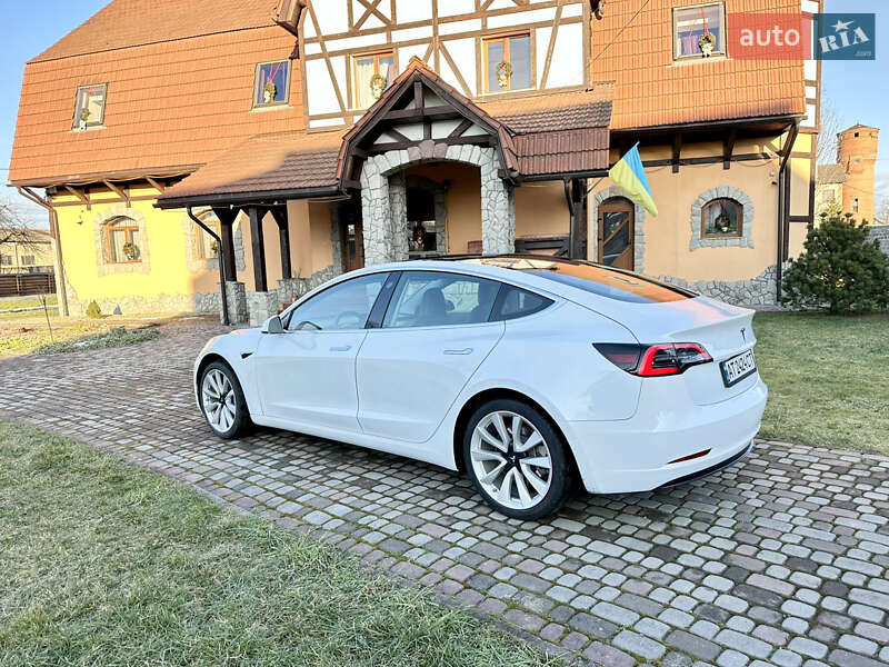 Седан Tesla Model 3 2020 в Калуше фото 4 Седан Tesla Model 3 2020 в Калуше