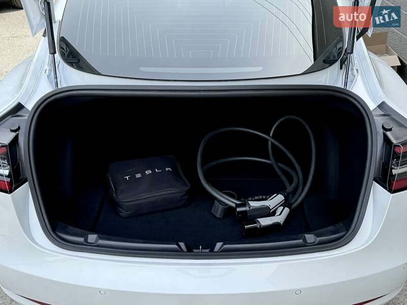 Седан Tesla Model 3 2019 в Дніпрі фото 12 Седан Tesla Model 3 2019 в Дніпрі