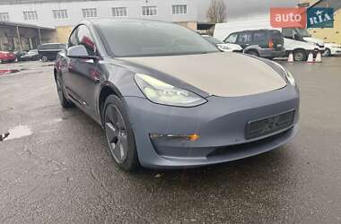 Седан Tesla Model 3 2022 в Киеве
