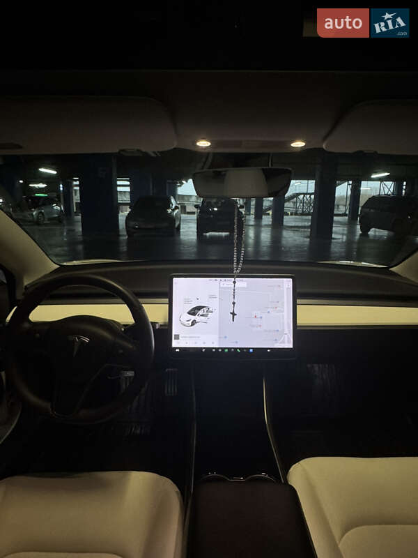 Седан Tesla Model 3 2020 в Львове фото 13 Седан Tesla Model 3 2020 в Львове