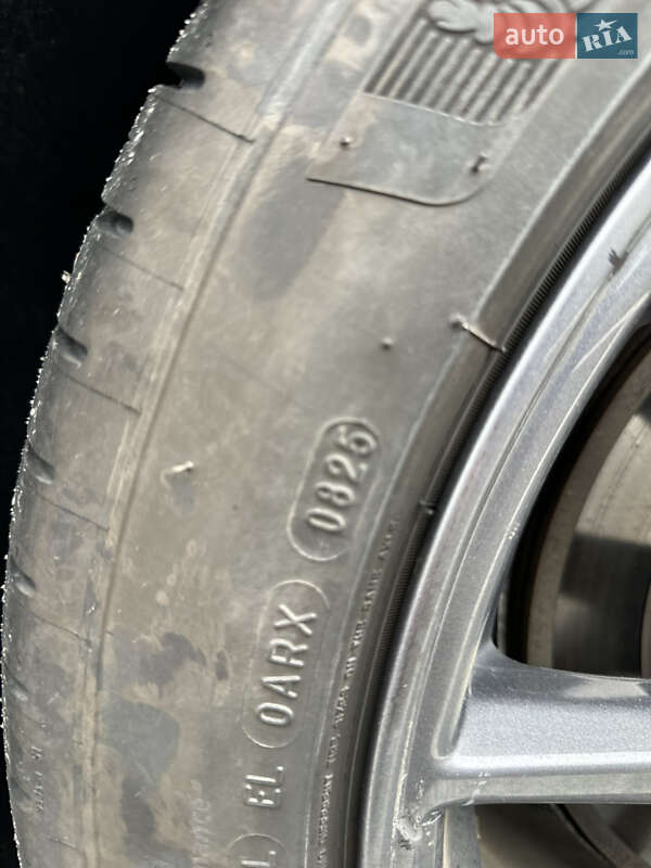 Седан Tesla Model 3 2022 в Киеве