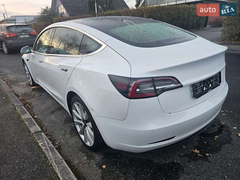 Седан Tesla Model 3 2020 в Житомире фото 2 Седан Tesla Model 3 2020 в Житомире