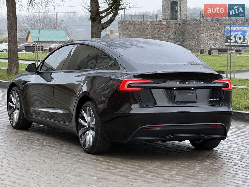 Седан Tesla Model 3 2024 в Звягеле фото 29 Седан Tesla Model 3 2024 в Звягеле