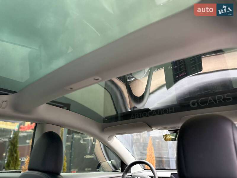 Седан Tesla Model 3 2021 в Киеве фото 26 Седан Tesla Model 3 2021 в Киеве