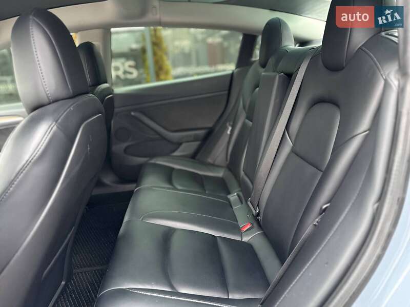 Седан Tesla Model 3 2021 в Киеве фото 35 Седан Tesla Model 3 2021 в Киеве