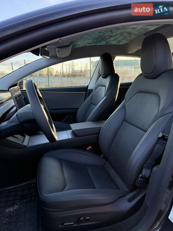 Седан Tesla Model 3 2025 в Киеве фото 23 Седан Tesla Model 3 2025 в Киеве