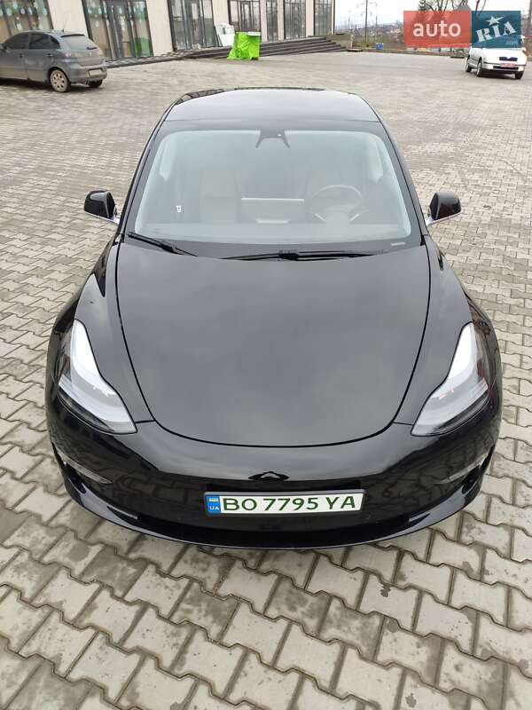 Седан Tesla Model 3 2018 в Тернополе фото 43 Седан Tesla Model 3 2018 в Тернополе