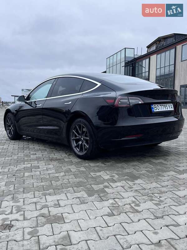 Седан Tesla Model 3 2018 в Тернополе фото 18 Седан Tesla Model 3 2018 в Тернополе