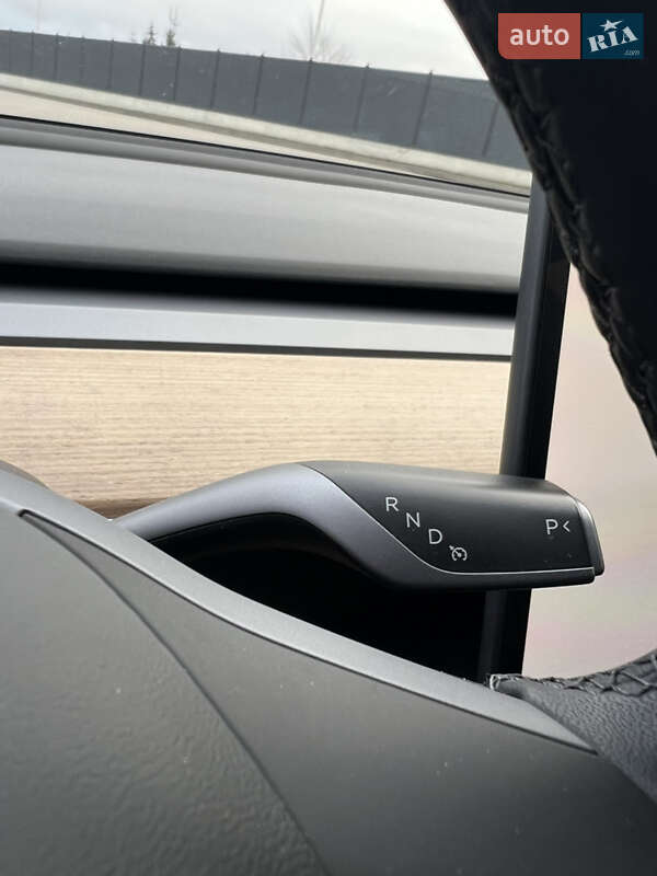 Седан Tesla Model 3 2023 в Луцке фото 23 Седан Tesla Model 3 2023 в Луцке
