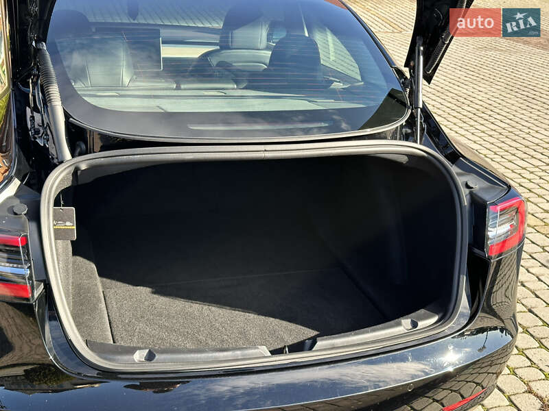 Седан Tesla Model 3 2022 в Мукачево фото 11 Седан Tesla Model 3 2022 в Мукачево