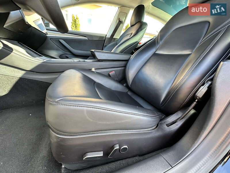 Седан Tesla Model 3 2022 в Мукачево фото 17 Седан Tesla Model 3 2022 в Мукачево