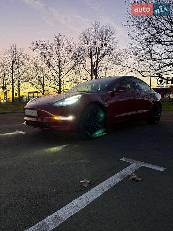 Седан Tesla Model 3 2018 в Николаеве фото 22 Седан Tesla Model 3 2018 в Николаеве