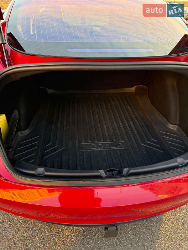 Седан Tesla Model 3 2018 в Николаеве фото 37 Седан Tesla Model 3 2018 в Николаеве