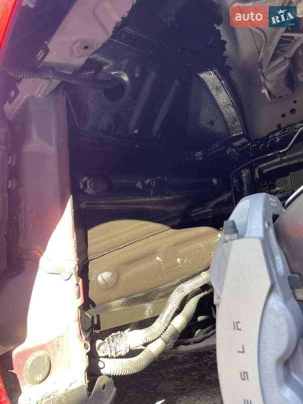 Седан Tesla Model 3 2018 в Николаеве фото 43 Седан Tesla Model 3 2018 в Николаеве