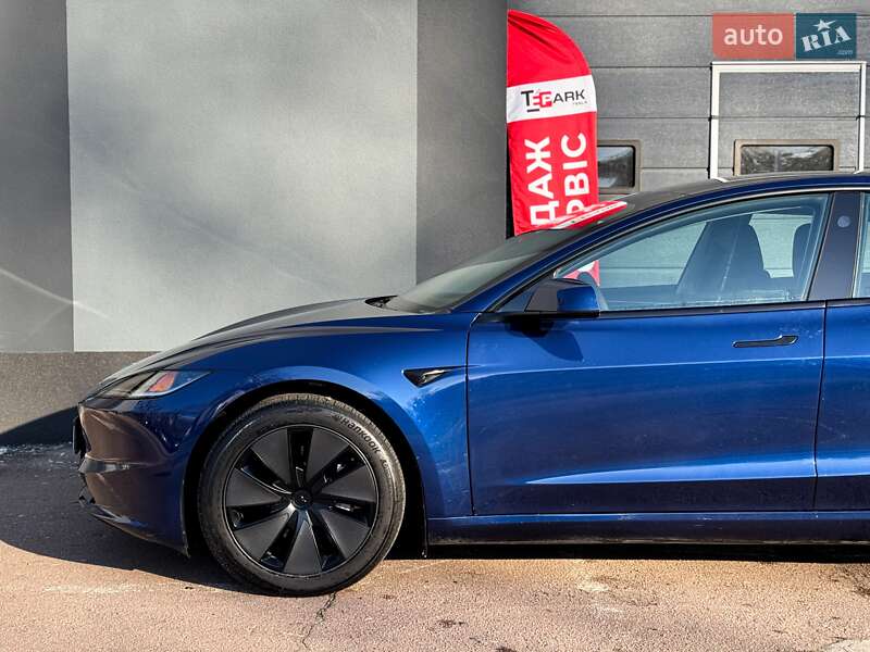 Седан Tesla Model 3 2024 в Киеве фото 5 Седан Tesla Model 3 2024 в Киеве