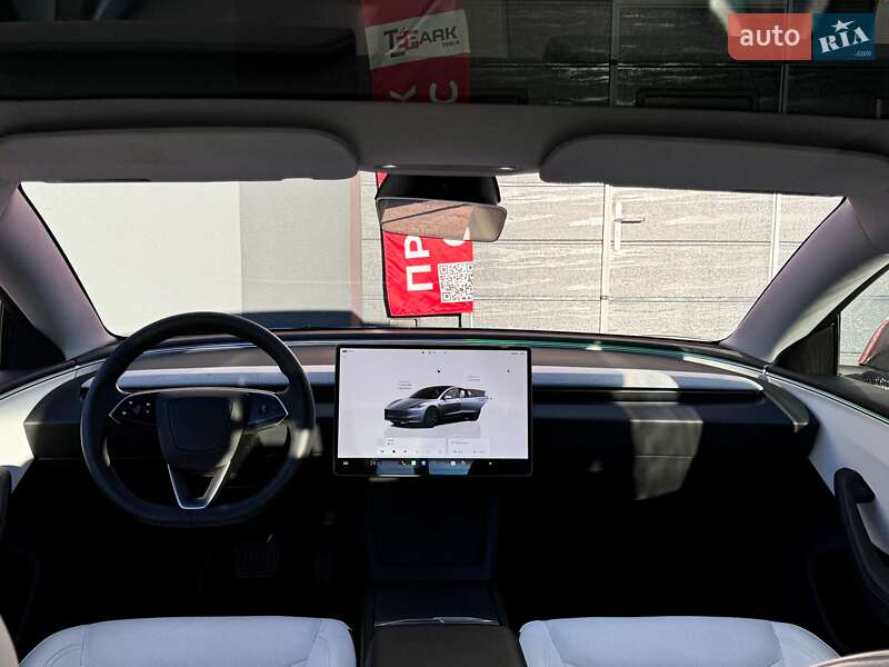 Седан Tesla Model 3 2025 в Киеве фото 16 Седан Tesla Model 3 2025 в Киеве