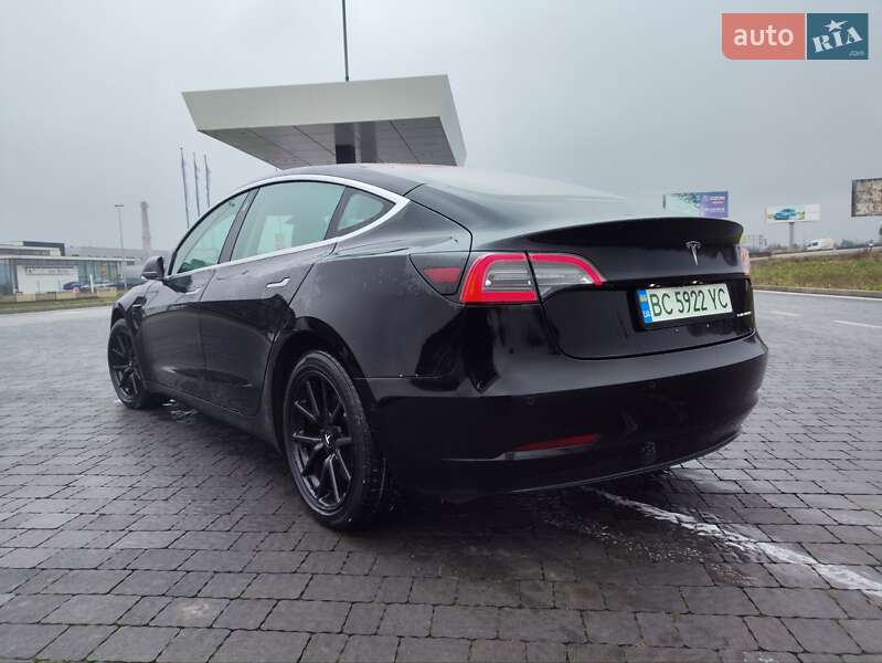 Седан Tesla Model 3 2018 в Львове фото 6 Седан Tesla Model 3 2018 в Львове