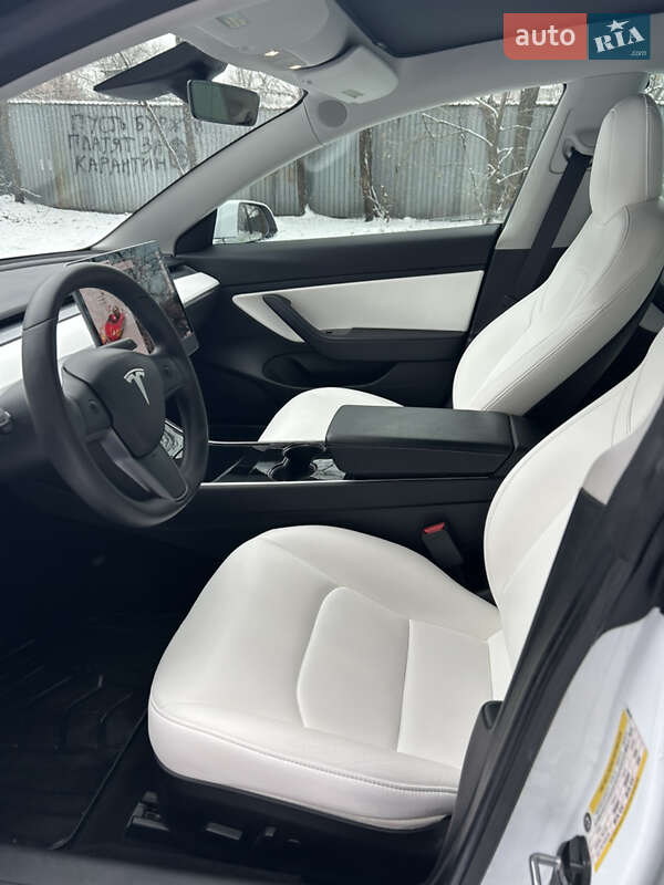 Седан Tesla Model 3 2019 в Киеве фото 10 Седан Tesla Model 3 2019 в Киеве