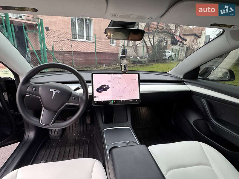 Седан Tesla Model 3 2021 в Львове фото 16 Седан Tesla Model 3 2021 в Львове