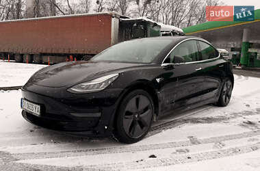 Седан Tesla Model 3 2019 в Киеве